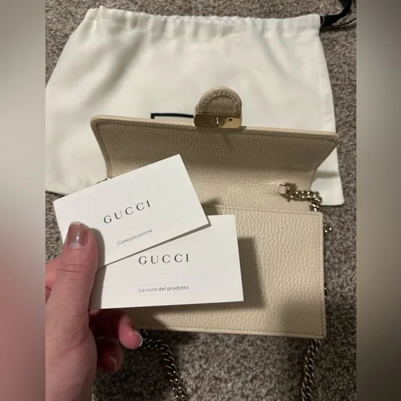 Authentic Gucci Interlocking G Chain Wallet - Picture 5 of 12